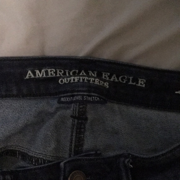 American Eagle High Rise Blue Jean size 8 - Picture 5 of 7